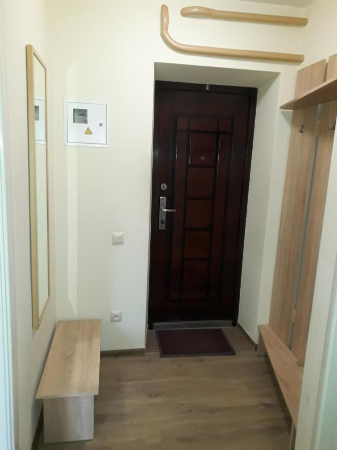 Затишні Апартаментами Біля Озера Ternópil Exterior foto